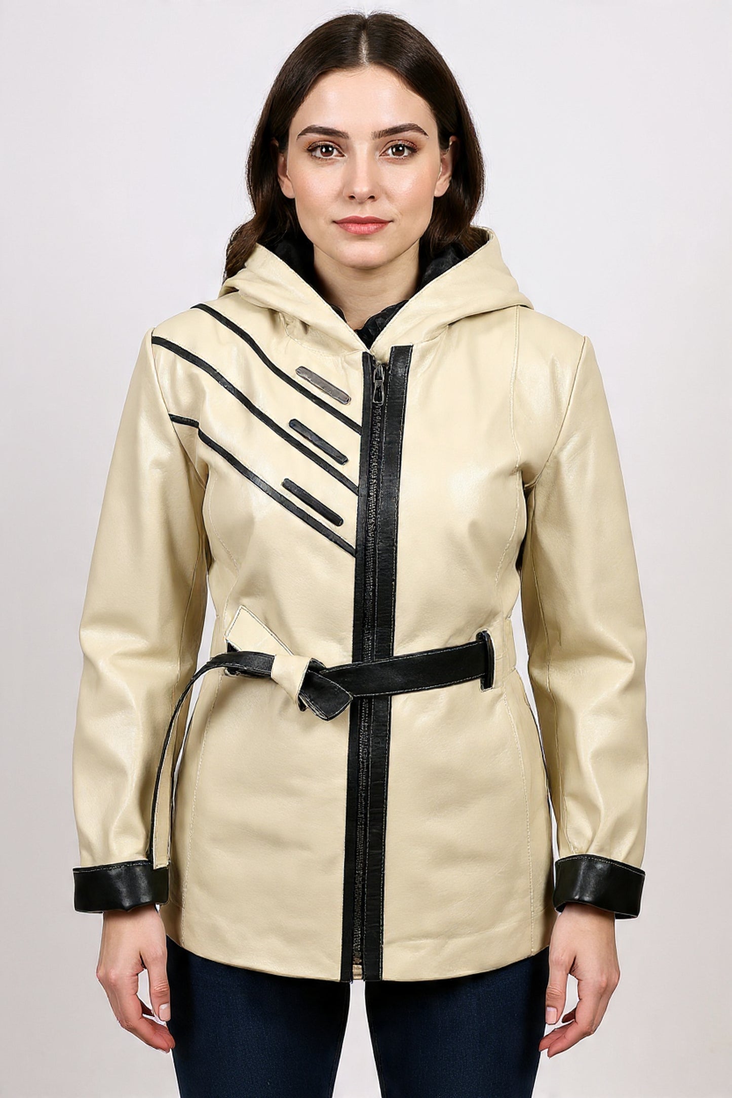 Дамско Кожено Яке, Бежов