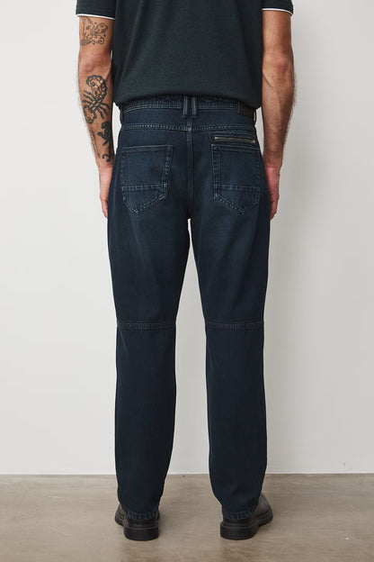 Мъжки дънки тип "Regular Fit" в класически тъмносин цвят