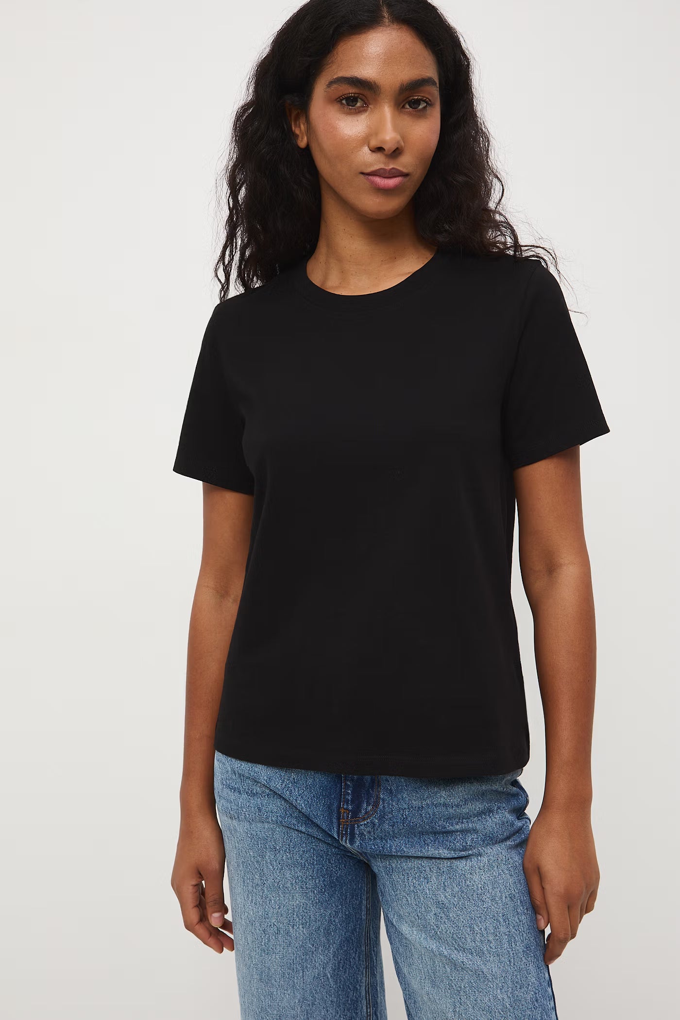 Women's 100% cotton black t-shirt