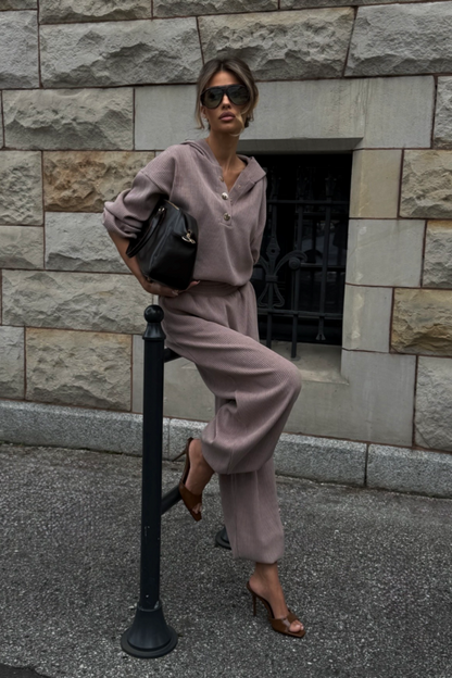 VENICE women's set in fango – long-sleeved top and trousers, 95% cotton and 5% elastane
