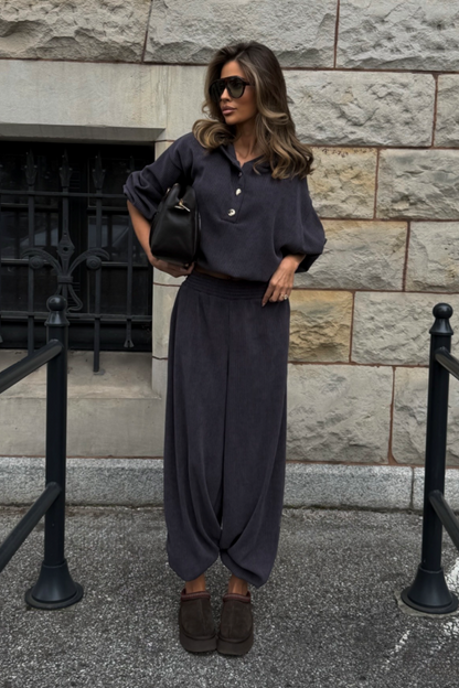 VENICE women's set in graphite – long-sleeved top and trousers, one size, 95% cotton and 5% elastane