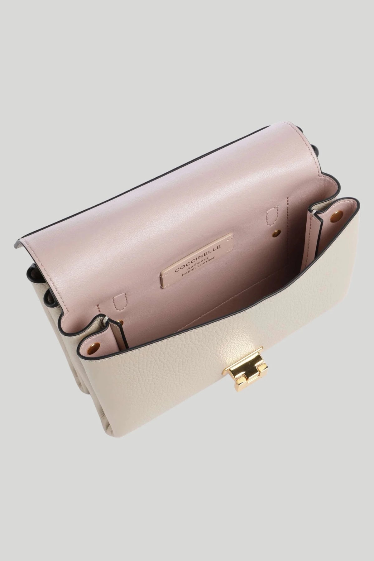 Дамска кожена чанта през рамо Coccinelle Arlettis, бежова Coccinelle Roberto Fashion Store Bag E1MD555B701-N64-TU One Size