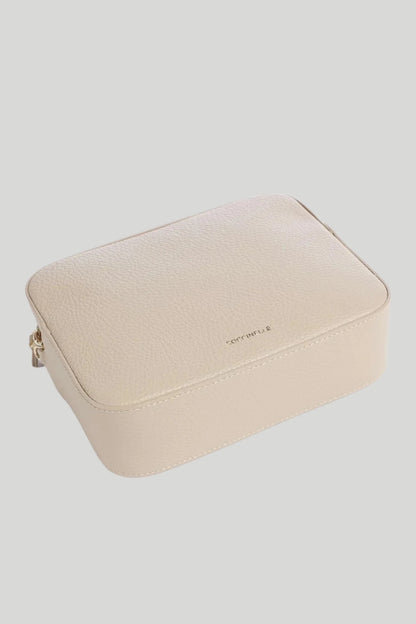Дамска кожена чанта през рамо Coccinelle Tebe, бежова Coccinelle Roberto Fashion Store Bag E5MN555M301-N64-TU One Size
