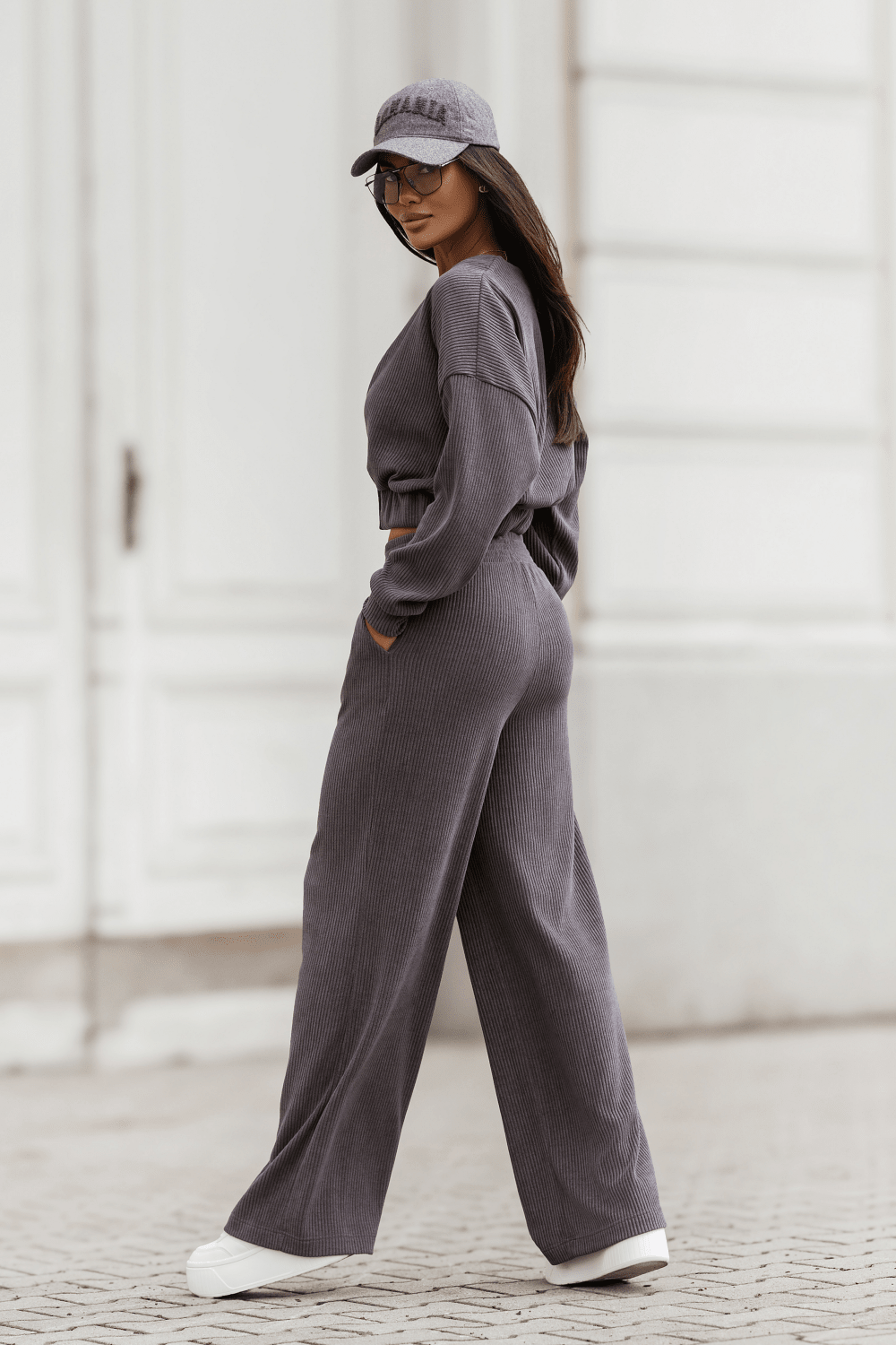 Дамски комплект MEGGI - графитен LaBalancia Roberto Fashion Store Set 5907378523498 M/L