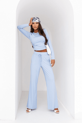 Damen-Set SHIRA mit langen Ärmeln in Himmelblau – Stil und Komfort für jeden Tag