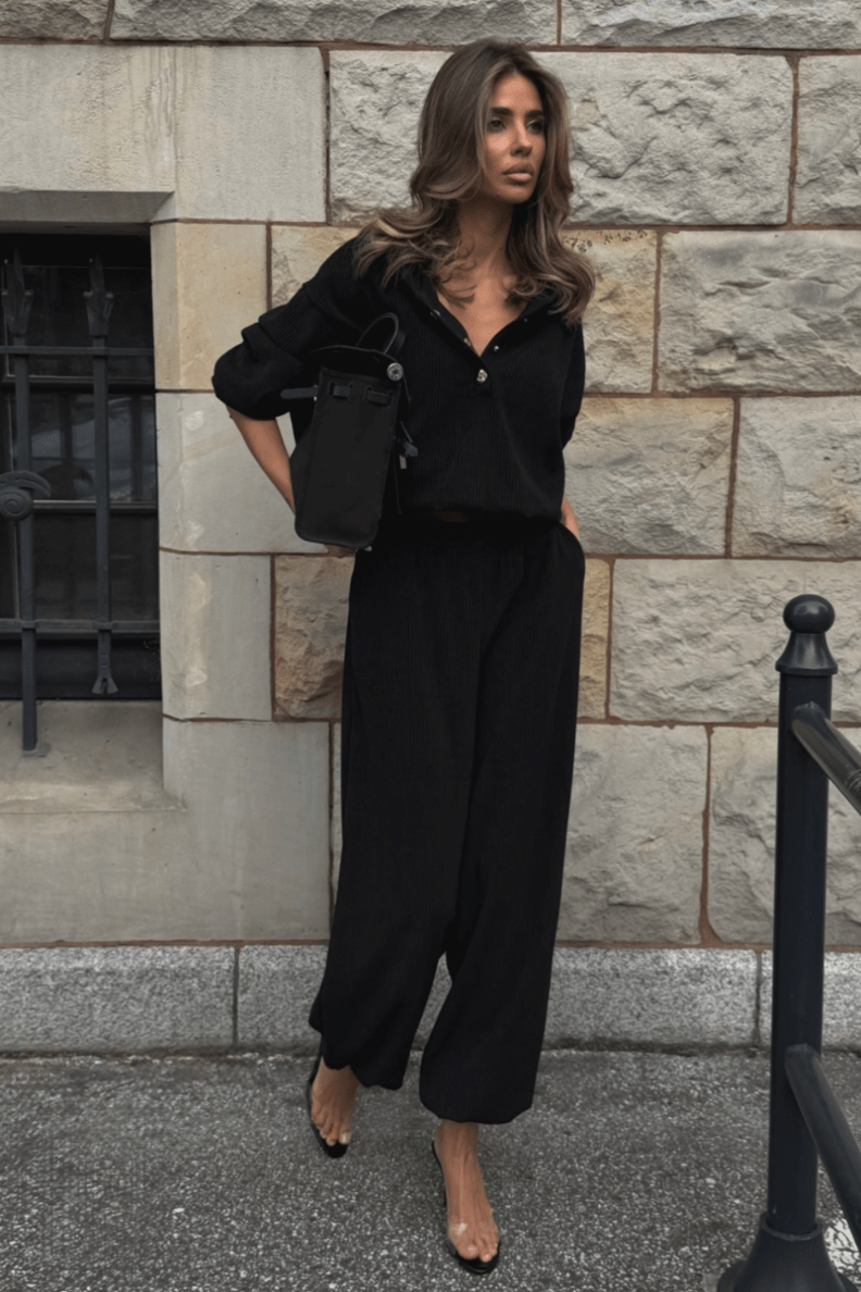 Damen-Set VENICE in Schwarz – Bluse und Hose, 95 % Baumwolle und 5 % Elasthan, Einheitsgröße, bequemes sportlich-elegantes Alltagsmodell LaBalancia Roberto Fashion Store One piece 5907378527656 UNI