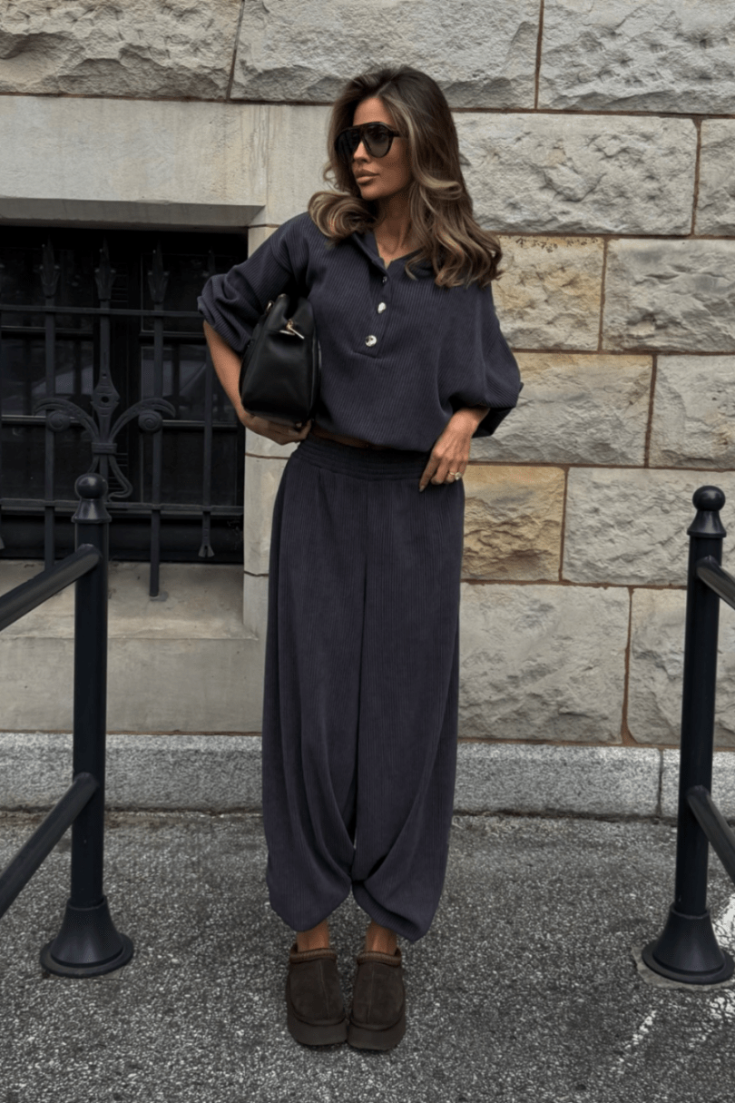 Damen-Set VENICE in Graphit - Langarmbluse und Hose, Einheitsgröße, 95 % Baumwolle und 5 % Elasthan LaBalancia Roberto Fashion Store One piece 5907378527670 UNI