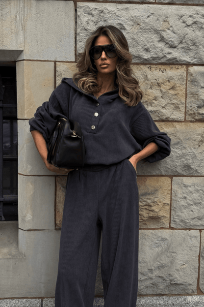 Damen-Set VENICE in Graphit - Langarmbluse und Hose, Einheitsgröße, 95 % Baumwolle und 5 % Elasthan LaBalancia Roberto Fashion Store One piece 5907378527670 UNI