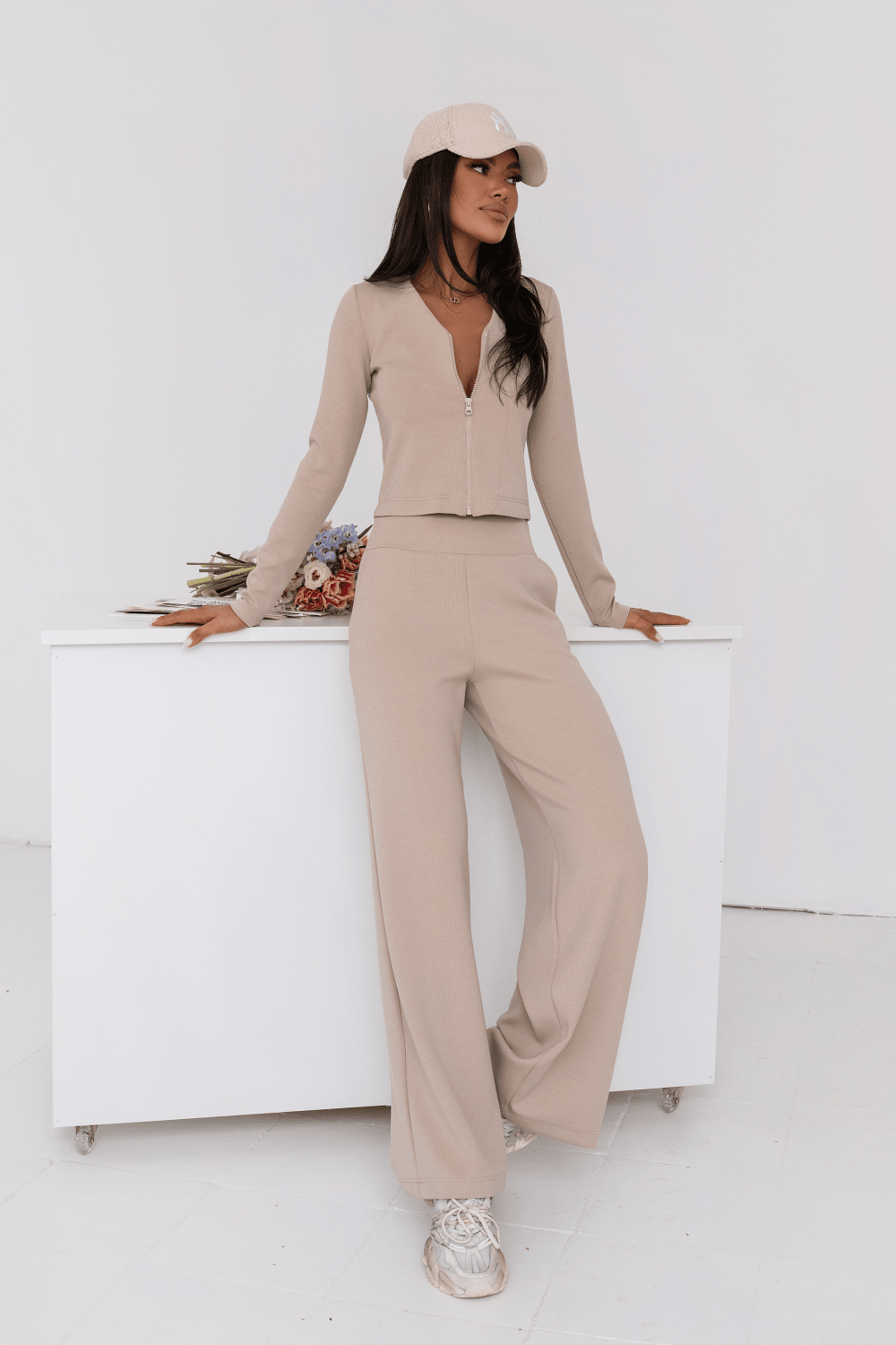 Дамски комплект WILLOW - Домашни дрехи, Беж LaBalancia Roberto Fashion Store Set 5907378520930 M/L