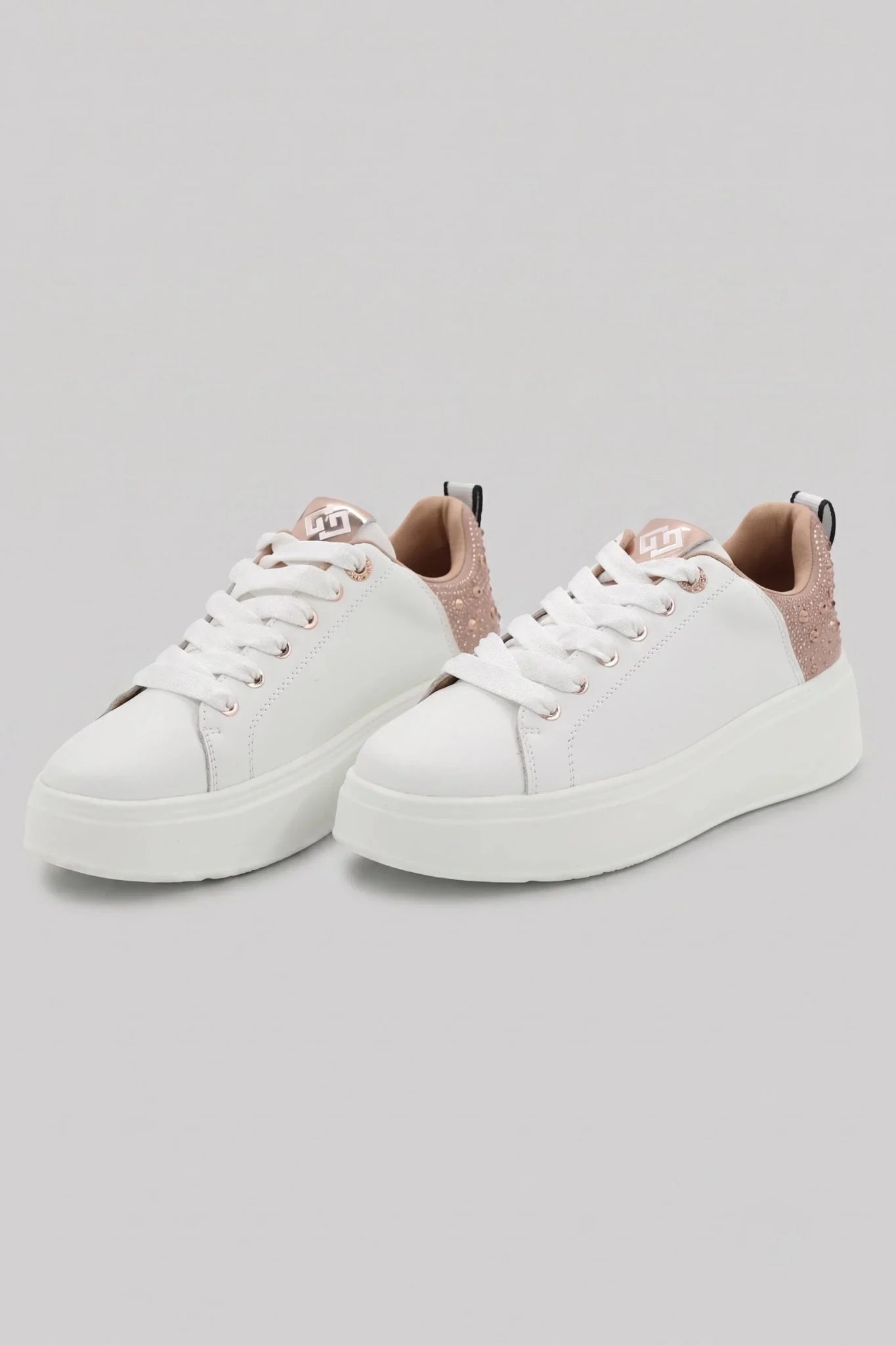 Дамски Сникърси с камъни, Бял Gold&Gold Roberto Fashion Store Sneakers GNG1012SNKWHISTO36 36