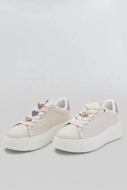 Дамски сникърси в бежово с декоративни блестящи сърца Gold&Gold Roberto Fashion Store Sneakers GNG2603GB1045BEI-36 36