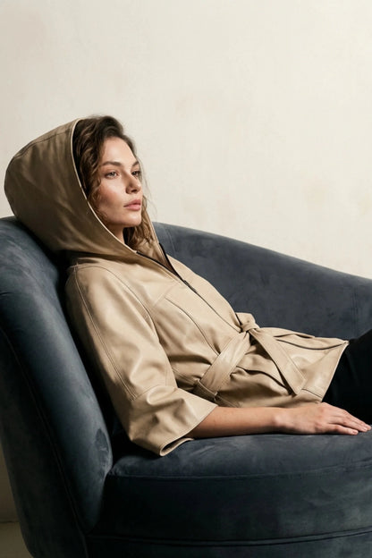 Дамско кожено яке "Dita" с качулка създадено от 100% агнешка кожа - Напа Roberto&Co Roberto Fashion Store One piece LEA1804CPEBEIBLT-M XS