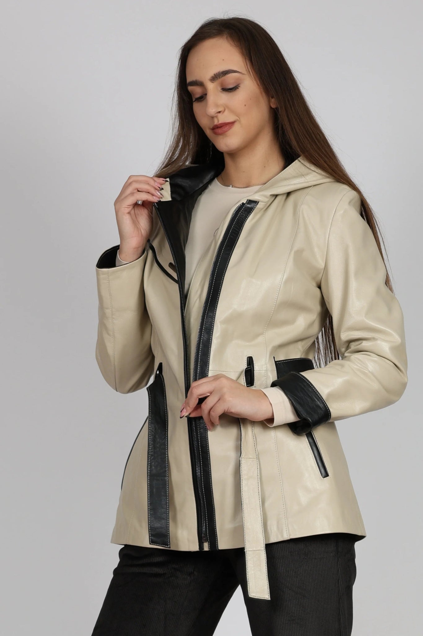 Дамско Кожено Яке, Бежов Roberto Fashion Roberto Fashion Store Jacket LEA2511JCKBEIBLTM XS