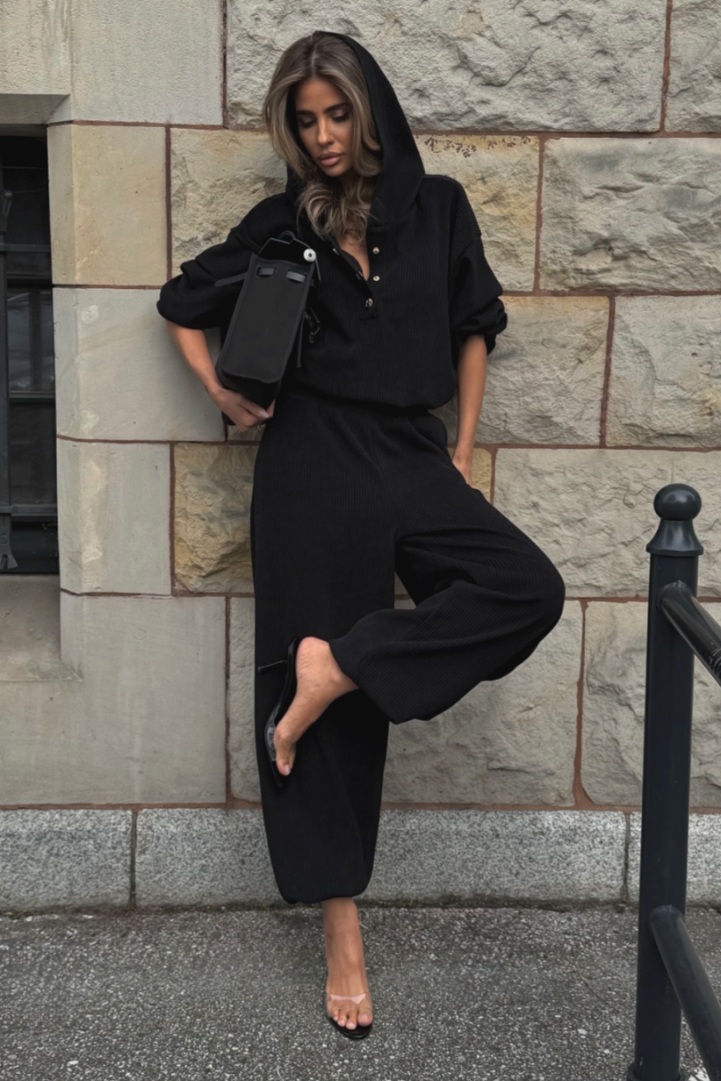 VENICE women's set in black – blouse and trousers, 95% cotton and 5% elastane, one size, comfortable everyday smart-casual style