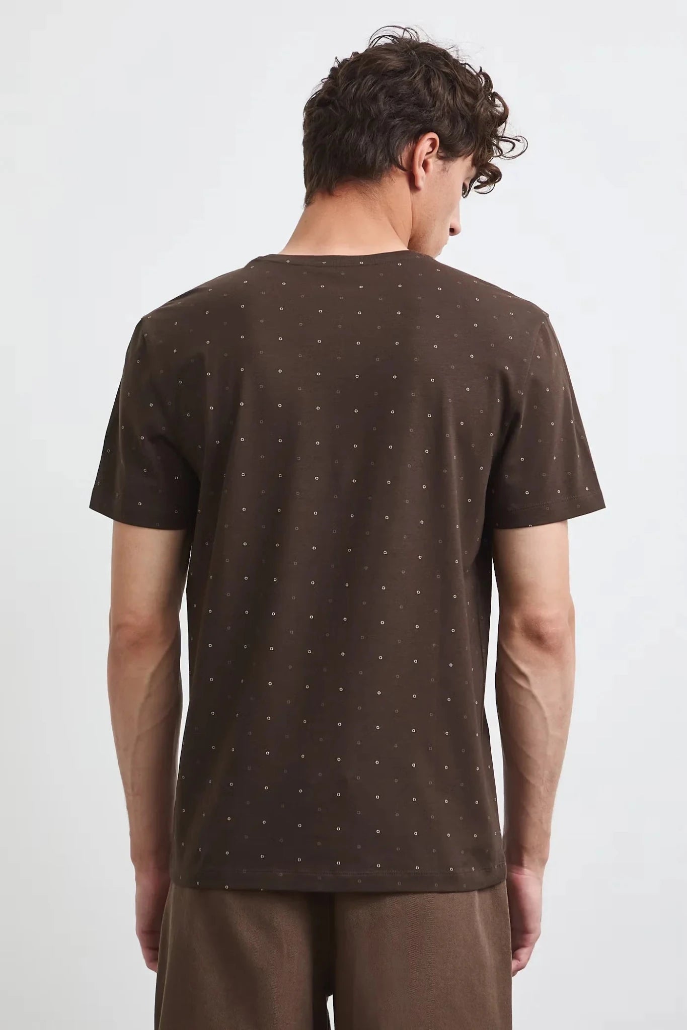 Кафява мъжка тениска слим кройка с дребен принт Medicine Roberto Fashion Store T-shirt RW26-TSM011-89A-S S