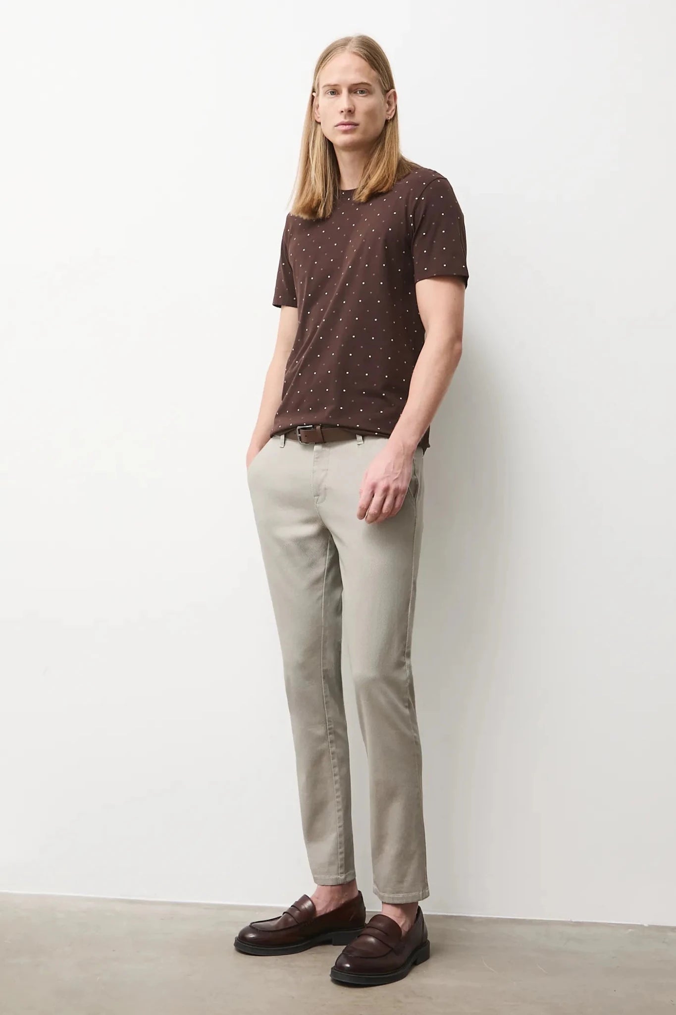 Мъжка памучна тениска с десен на точки в цвят Тъмен шоколад Medicine Roberto Fashion Store T-shirt RS26TSM020-89A-S S