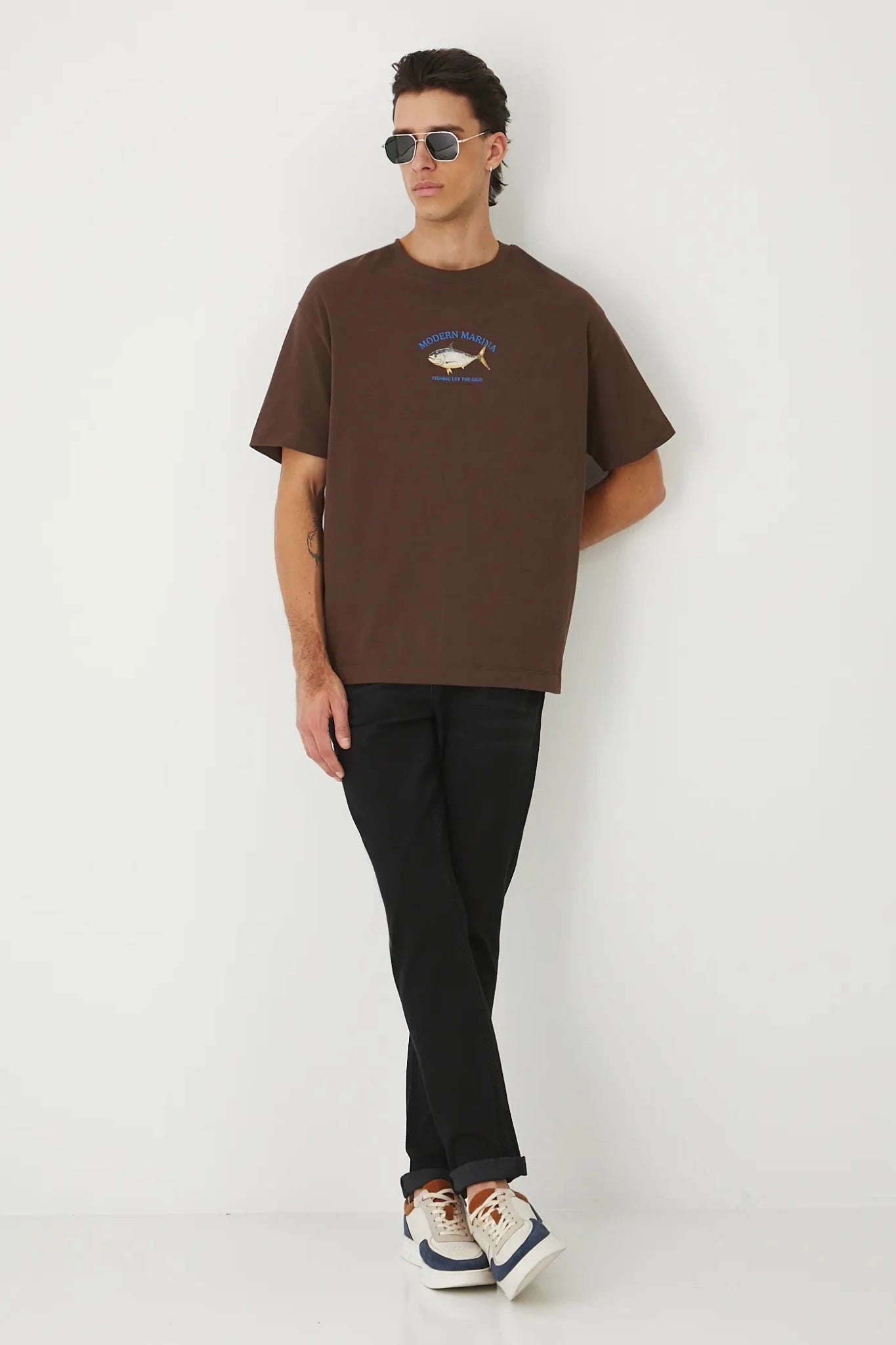 Мъжка тениска с абстрактен арт принт "Shark" в кафяв цвят Medicine Roberto Fashion Store T-shirt RW25TSM101-88X-S S