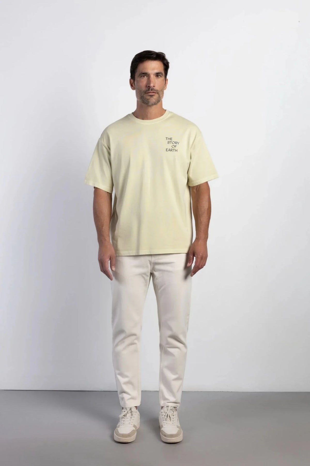 חולצת טי לגברים עם הדפסה "Earth" - אוכרה Boston Roberto Fashion Store Jeans MAY83006319-S S