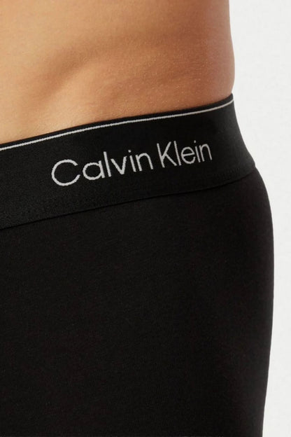 Мъжко черни боксерки 3 броя в кутия с лого на ластика Calvin Klein Roberto Fashion Store T-shirt LV00NB4286-40I-M M